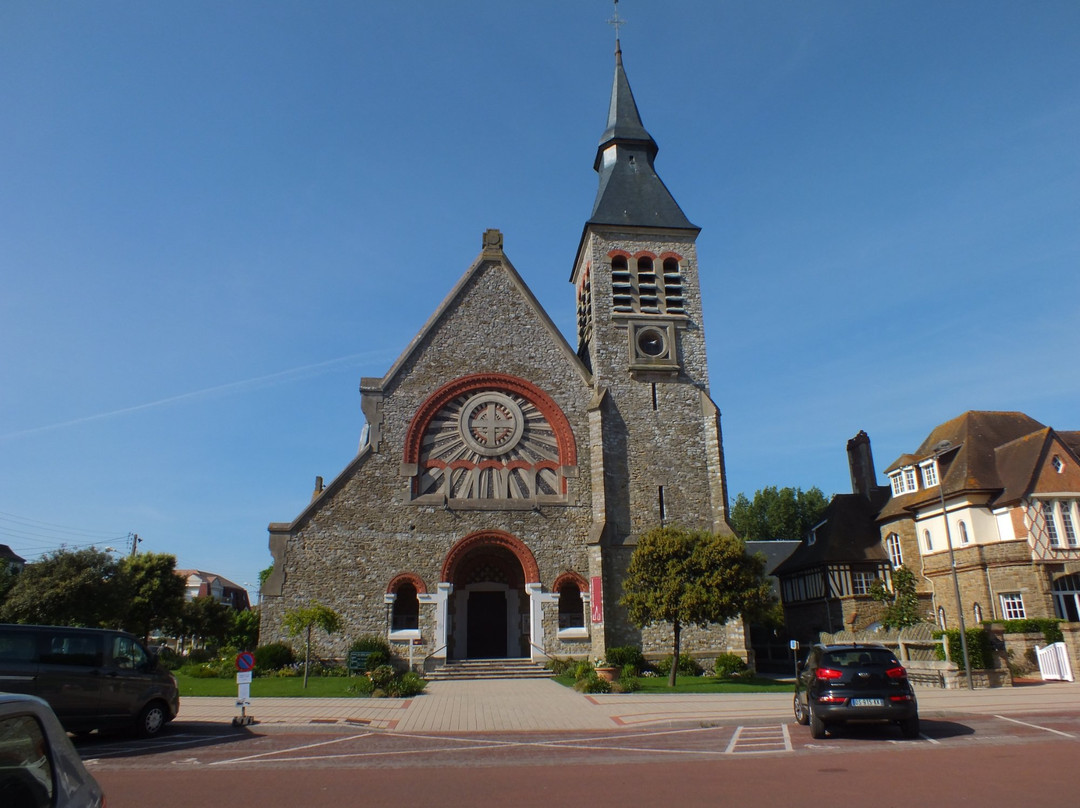 Eglise Sainte-Jeanne d'Arc景点图片