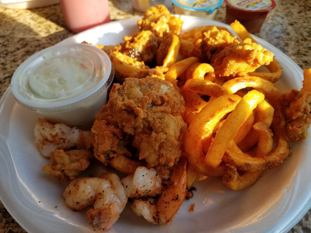 Big Deck Bar & Grill