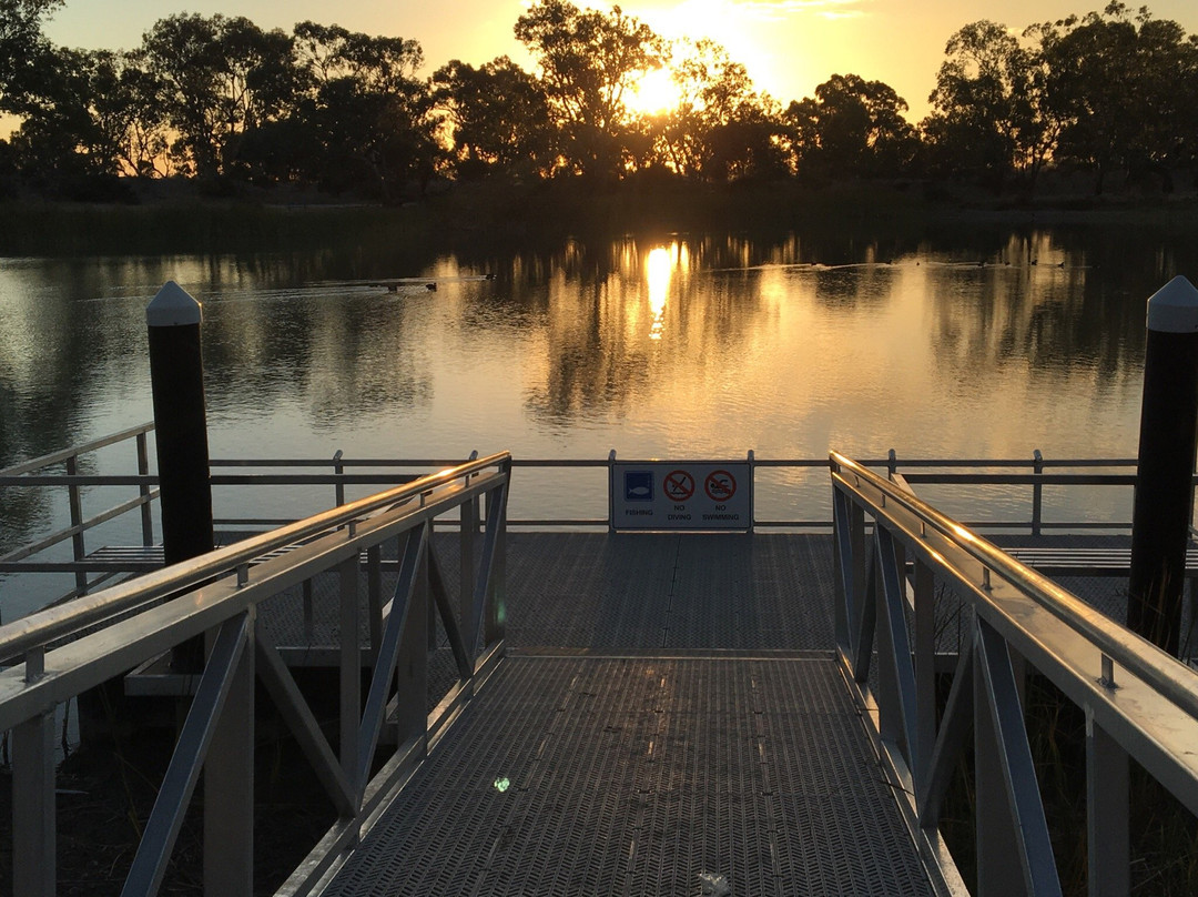 Dandenong Police Paddocks Reserve-Endeavour Hills必去景点