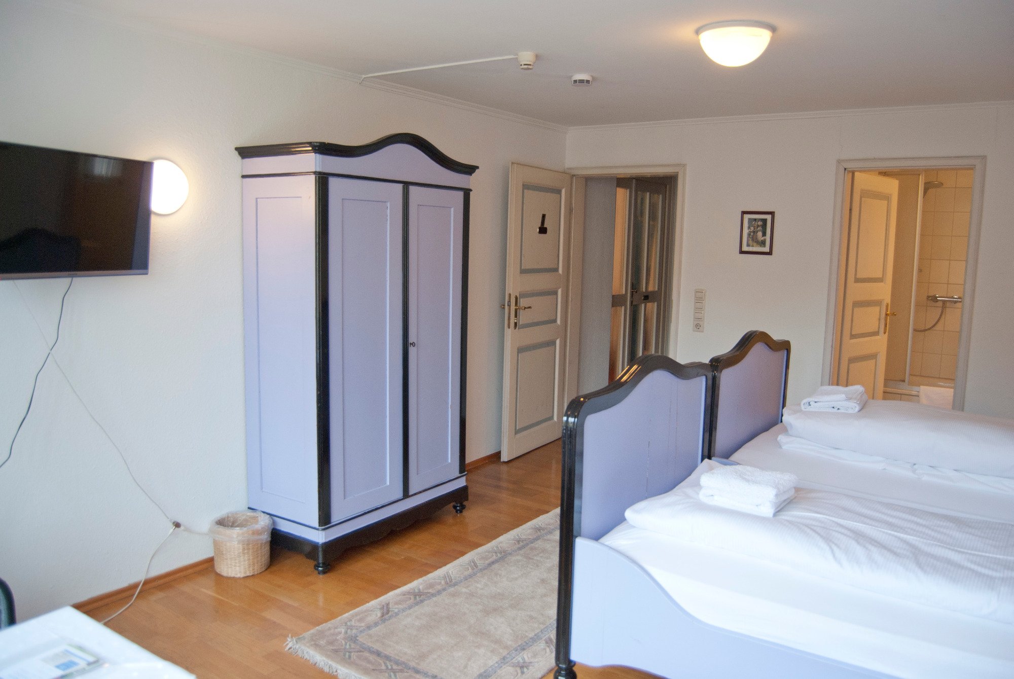 Gasthaus zum Lowen - Restaurant Akropolis-官方