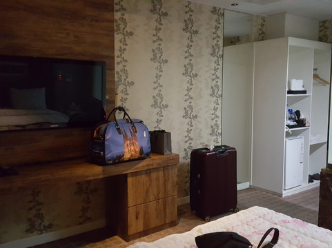 前山商务酒店主图