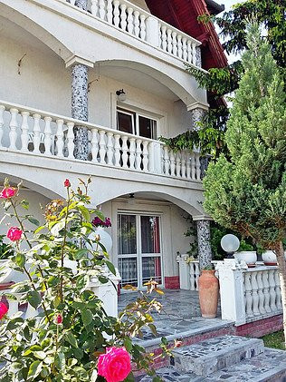 Kristaly Apartman主图