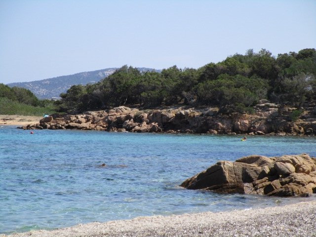 Spiaggia Mannena (Spiaggia Barca Bruciata)景点图片