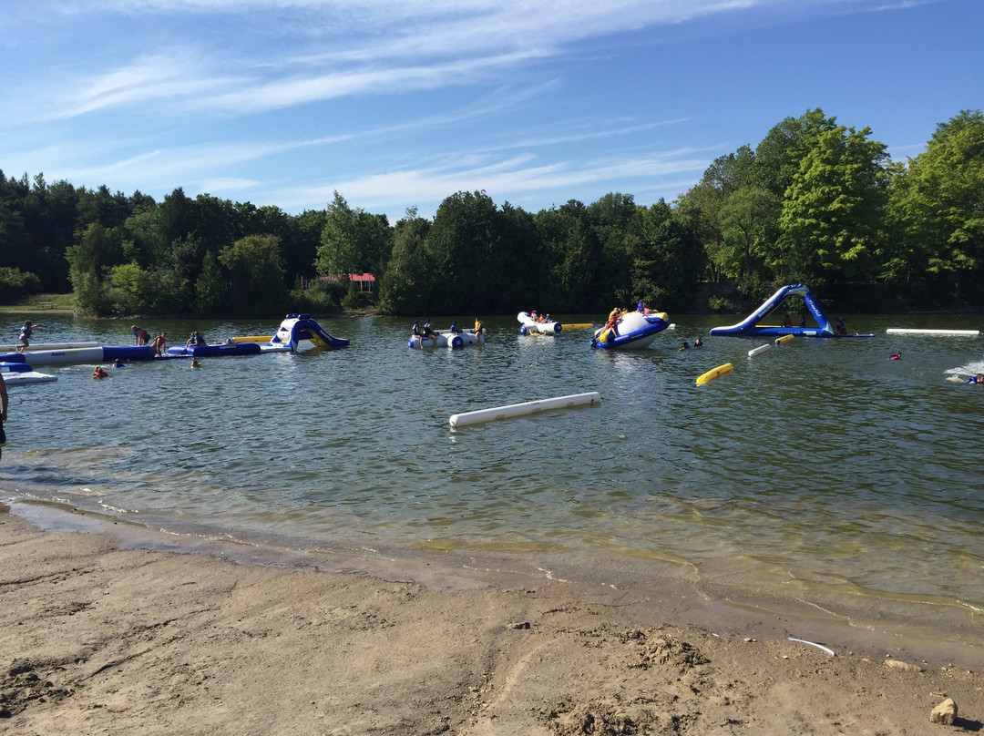 Emerald Lake Trailer Resort & Water Park-Puslinch必去景点