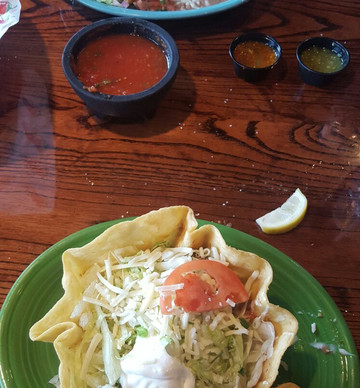 Nicholasville餐馆和美食-Mi Pequena Hacienda