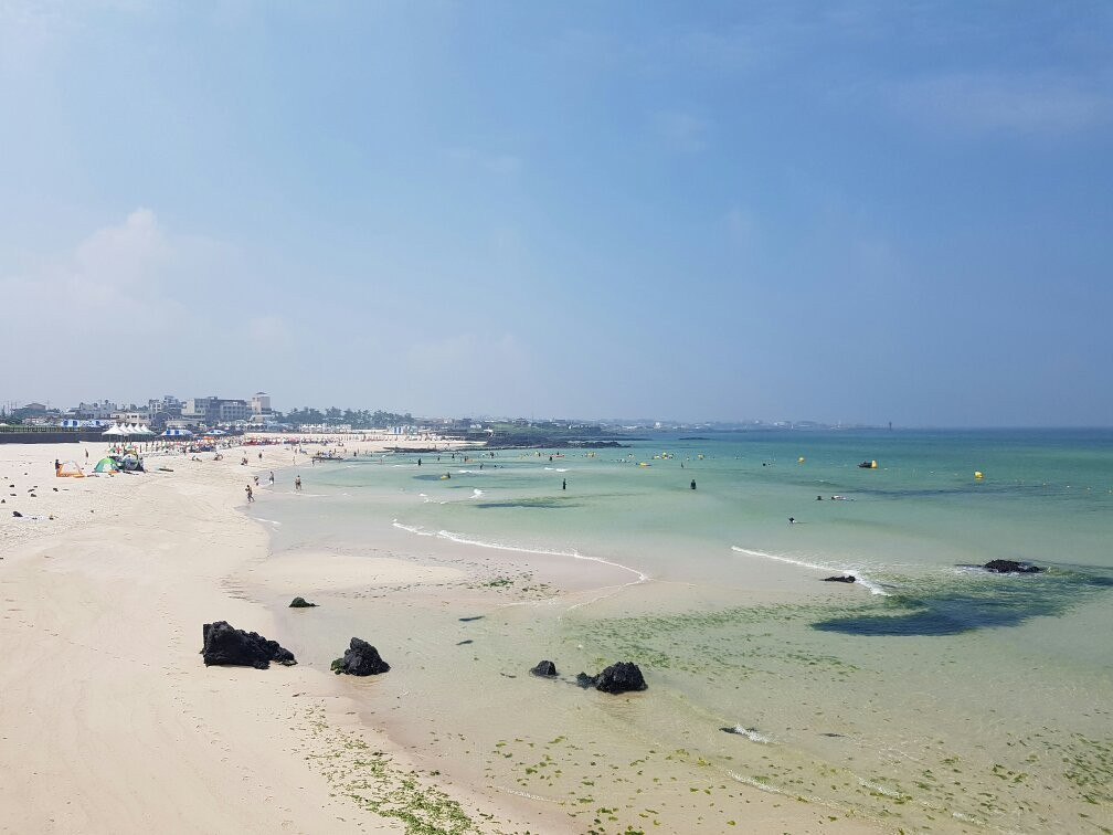 Gwakji Gwamul Beach-济州必去景点