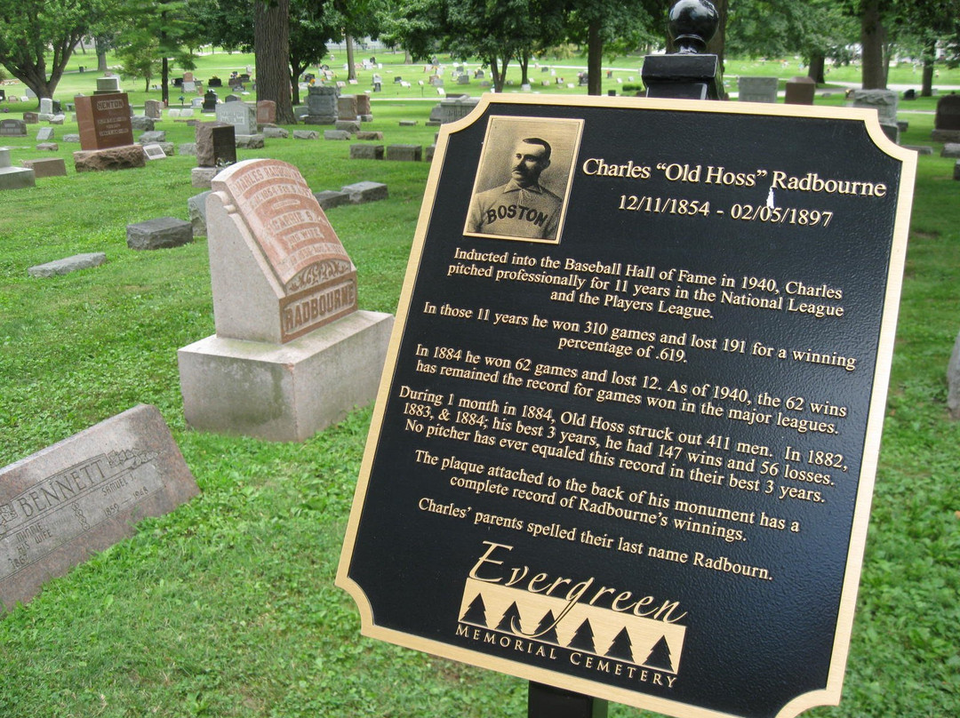 Evergreen Memorial Cemetery景点图片