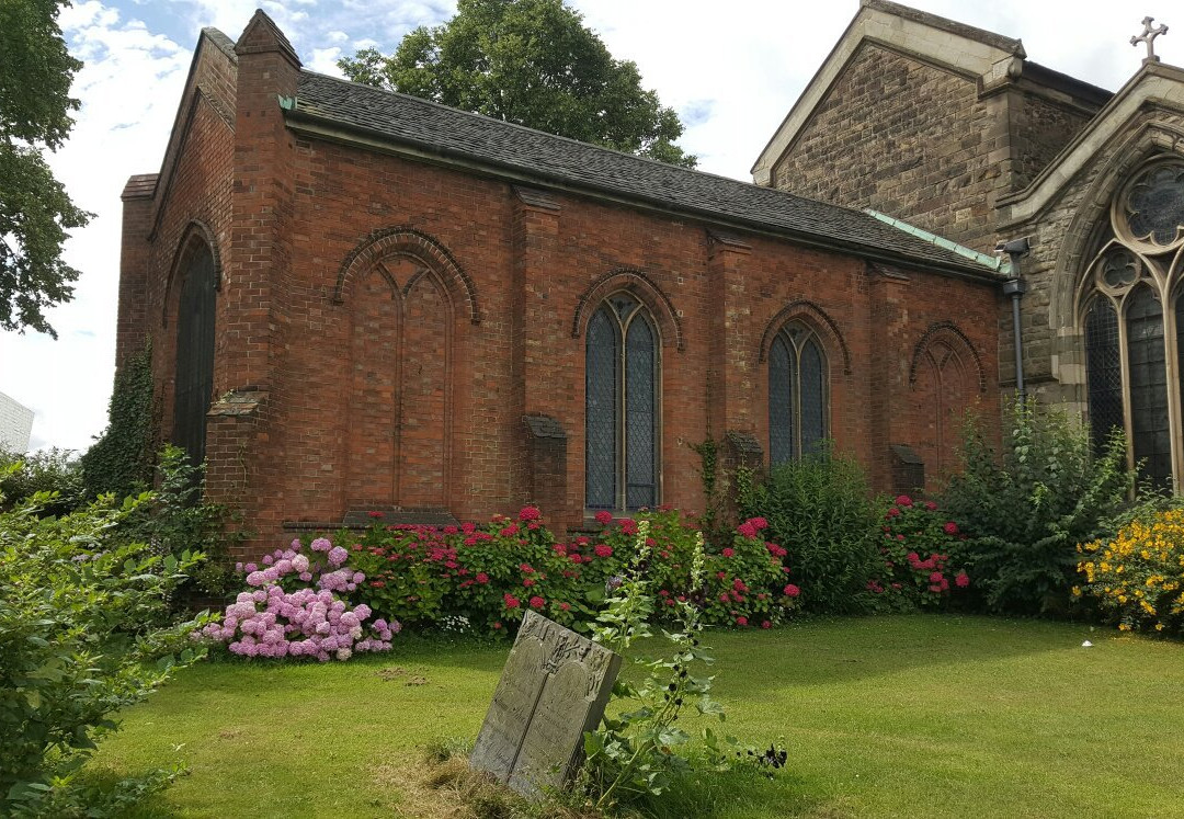 All Saint’s Church War Memorial景点图片