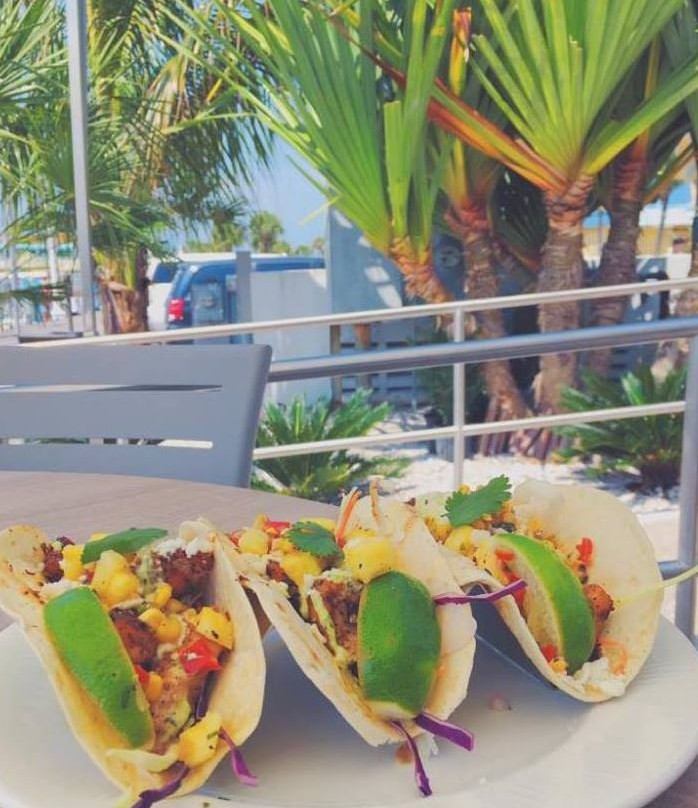 克利尔沃特餐馆和美食-Salt Cracker Fish Camp