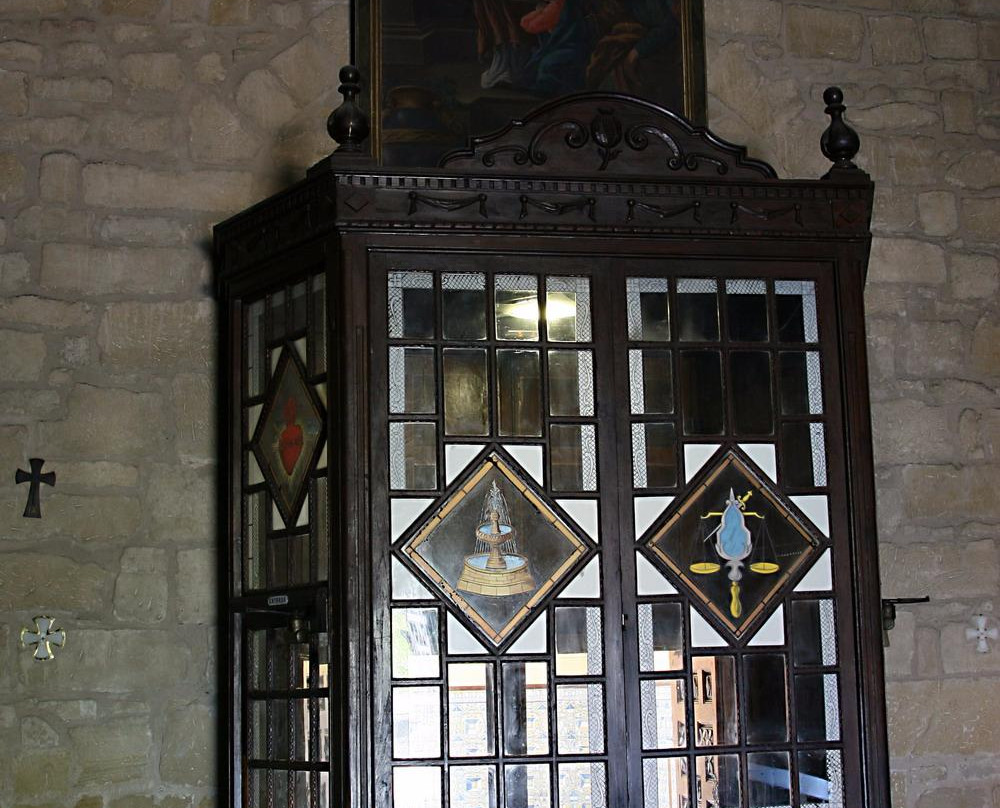Basilica de Nuestra Senora de la Vega-哈罗必去景点