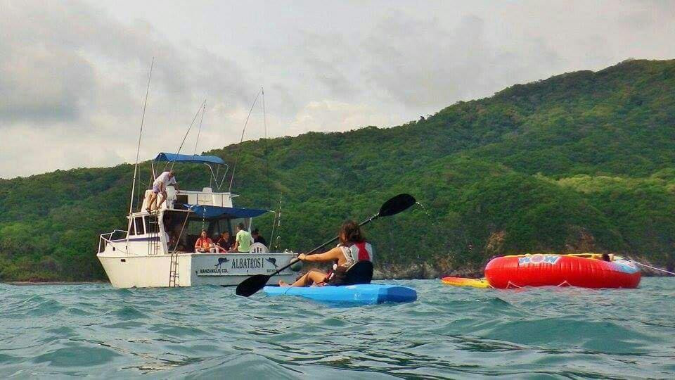 Renta de Lanchas-曼萨尼约必去景点