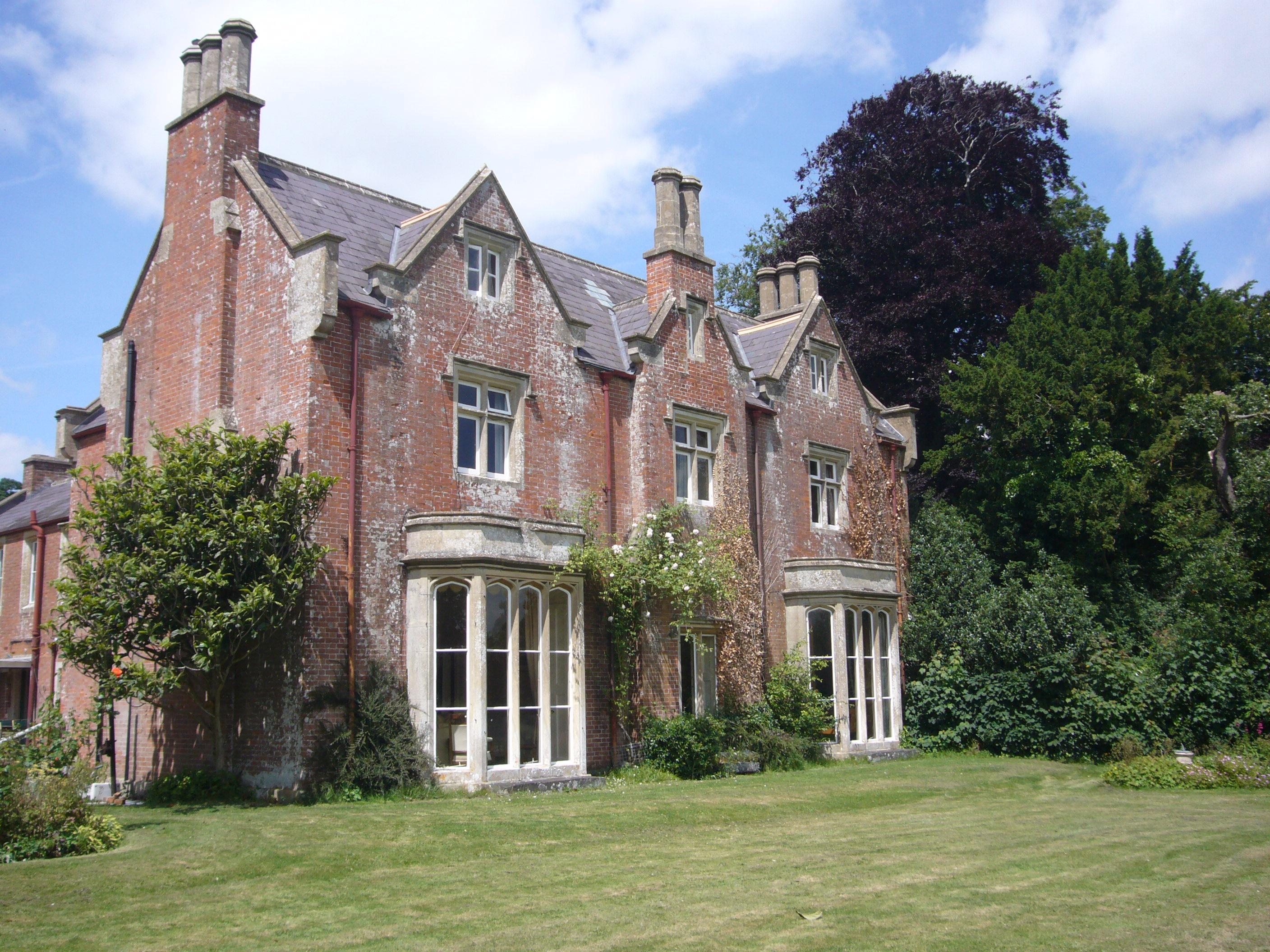 Dilton Court Farm-官方