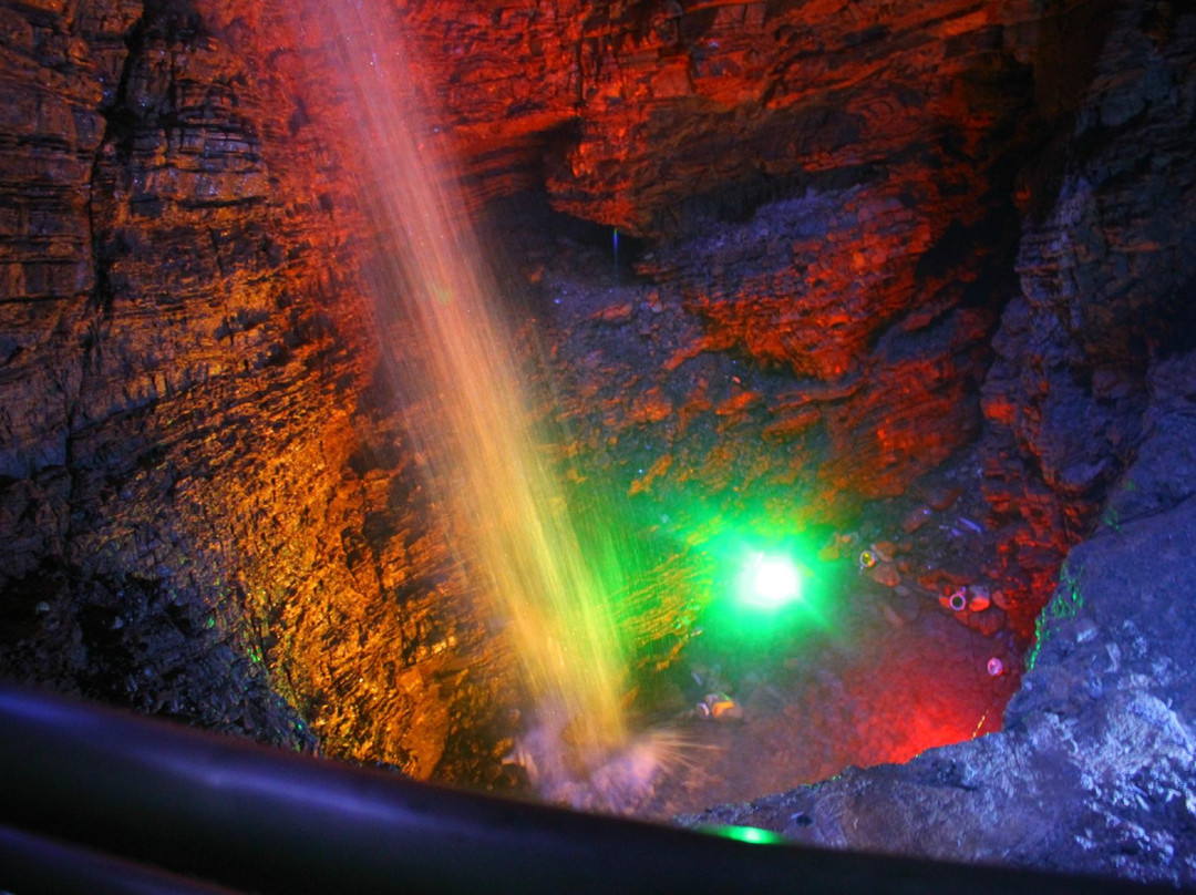 米易龙潭溶洞-米易县必去景点