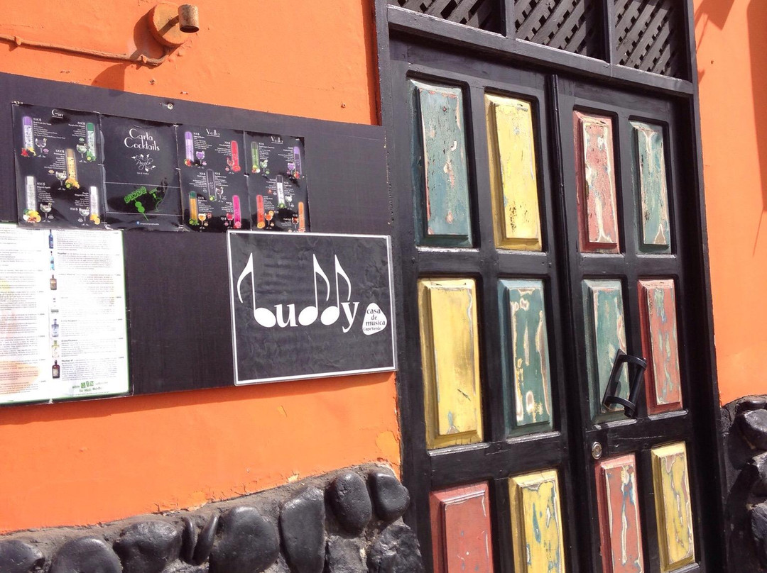 Buddy Bar-圣塔玛丽亚必去景点