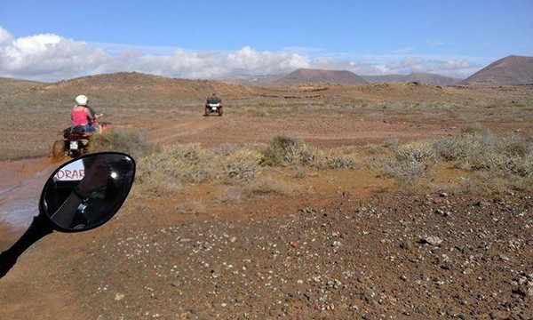 Explorar  Lanzarote-阿雷西费必去景点