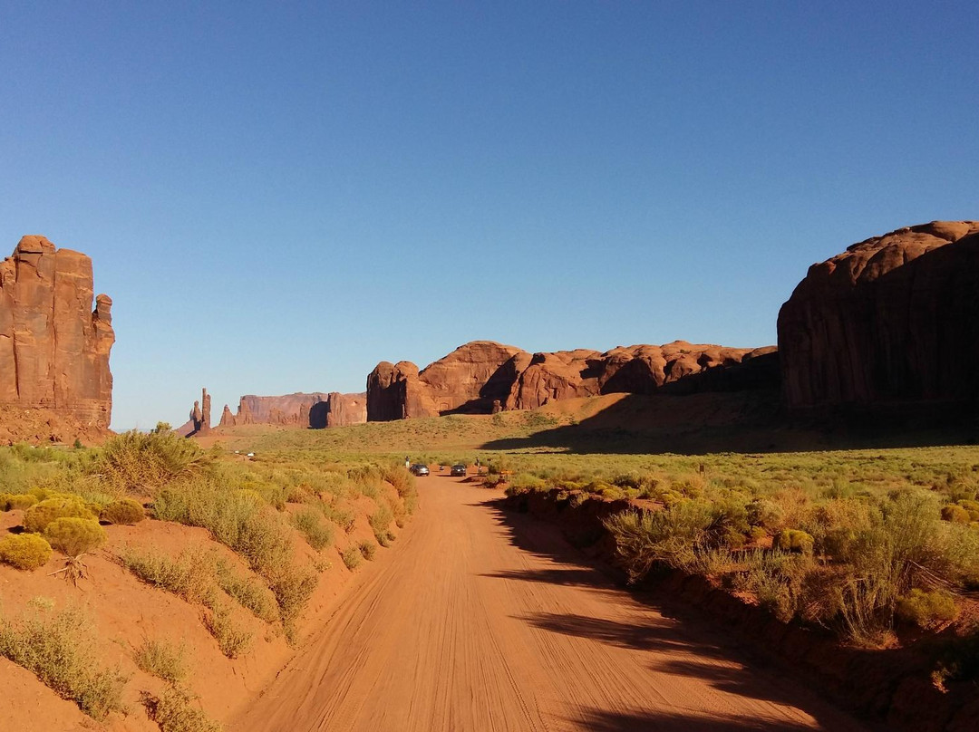 Homeland Tours-纪念碑公园必去景点
