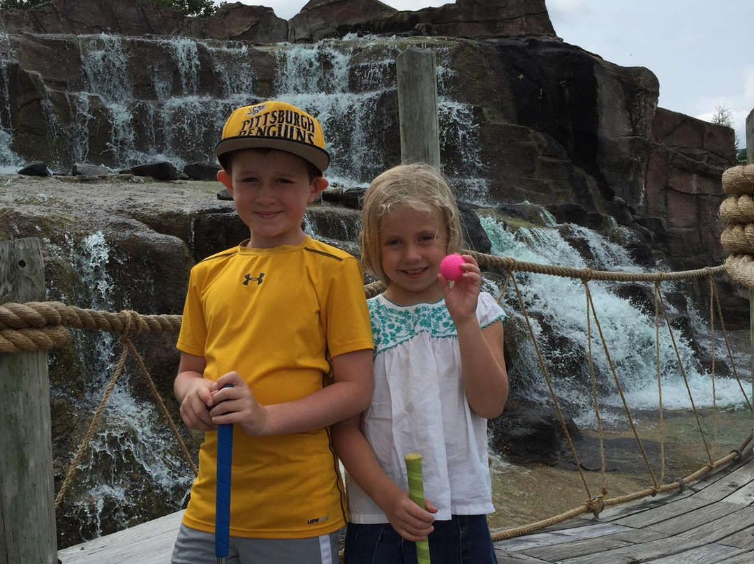 Pirate's Cove Adventure Golf景点图片