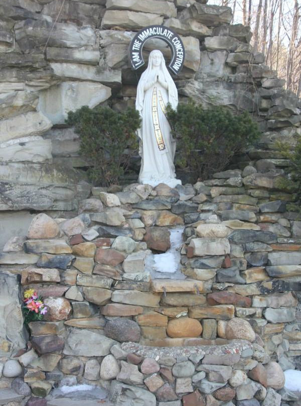 Our Lady of Lourdes Shrine景点图片