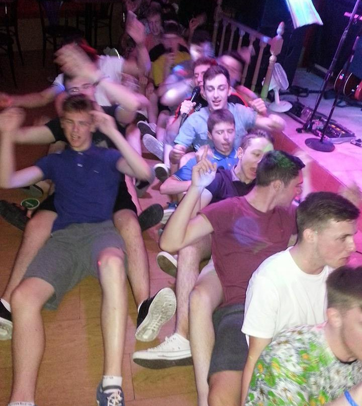 Stepps Bar-圣庞沙必去景点