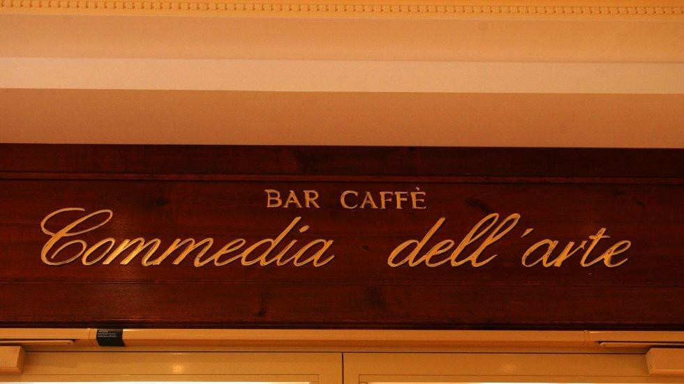 Bar Commedia dell'Arte-鲁斯特必去景点