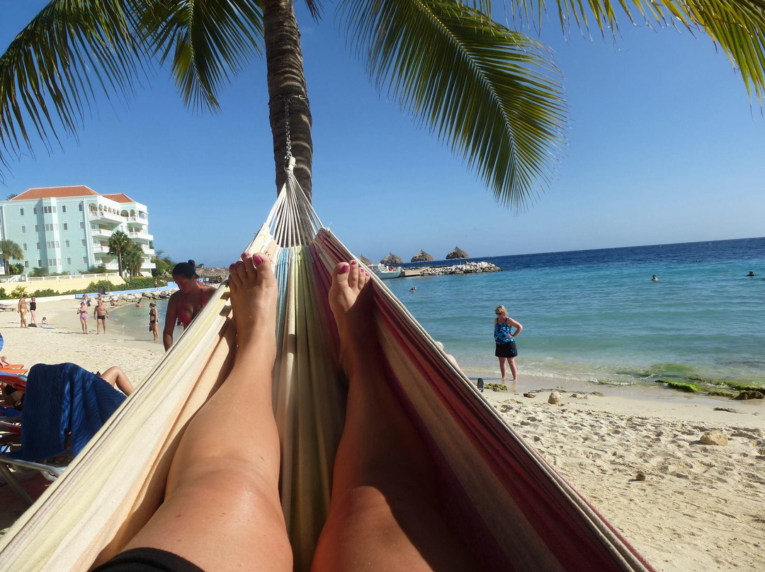 Blue Bay Beach-威廉斯塔德必去景点