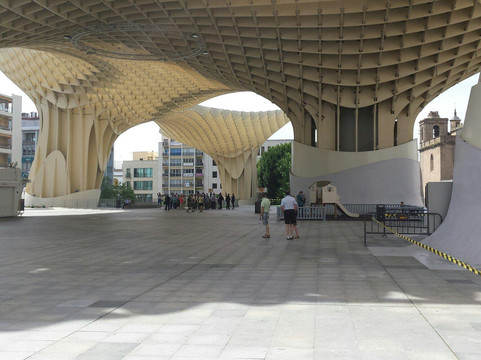 都市阳伞-塞维利亚必去景点