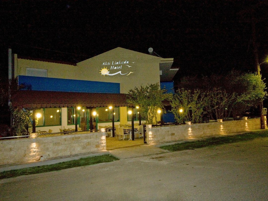 Paralia Gerakinis酒店住宿-Akti Liakada Hotel