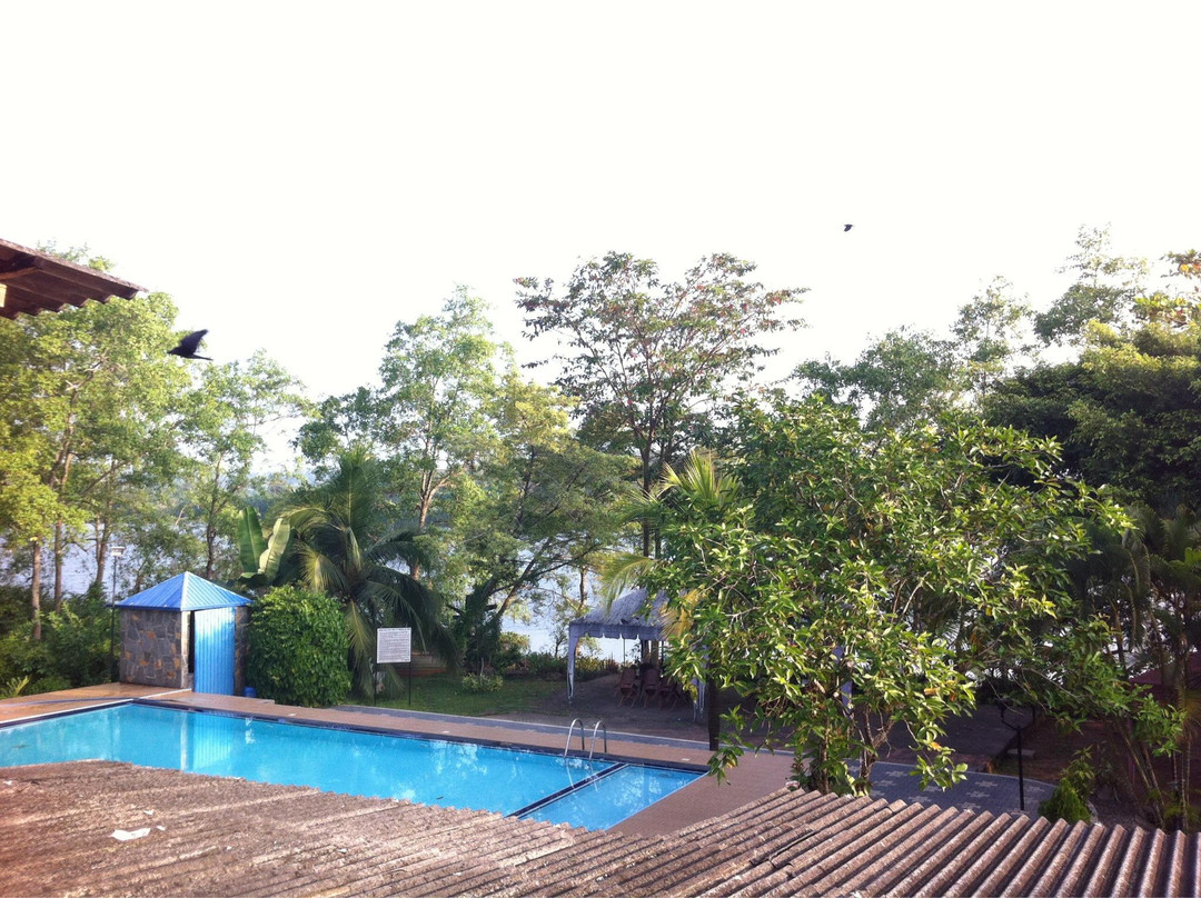 Summer Club Lake Resort