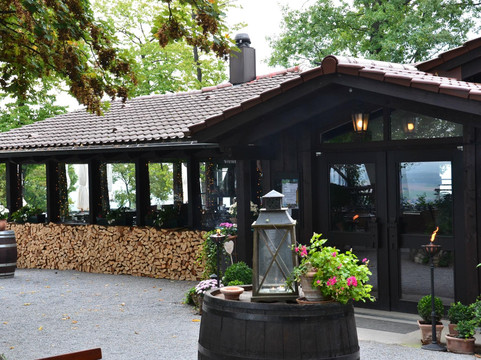 Leingarten餐馆和美食-Heuchelberger Warte