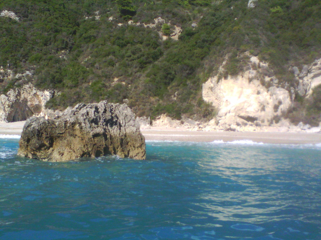 Paradise Beach景点图片