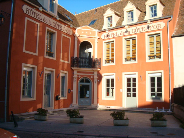 Pont-et-Massene酒店住宿-Logis Hôtel de la Côte d'Or