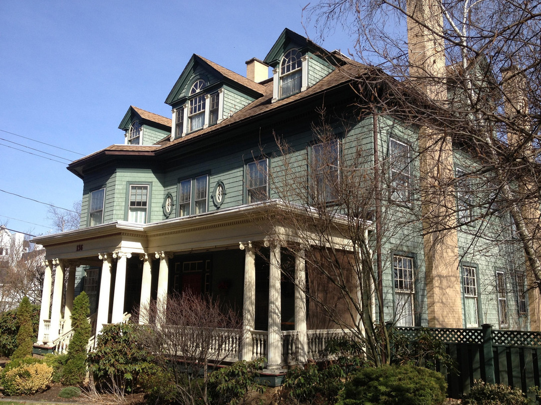 The Mountain Laurel Inn主图