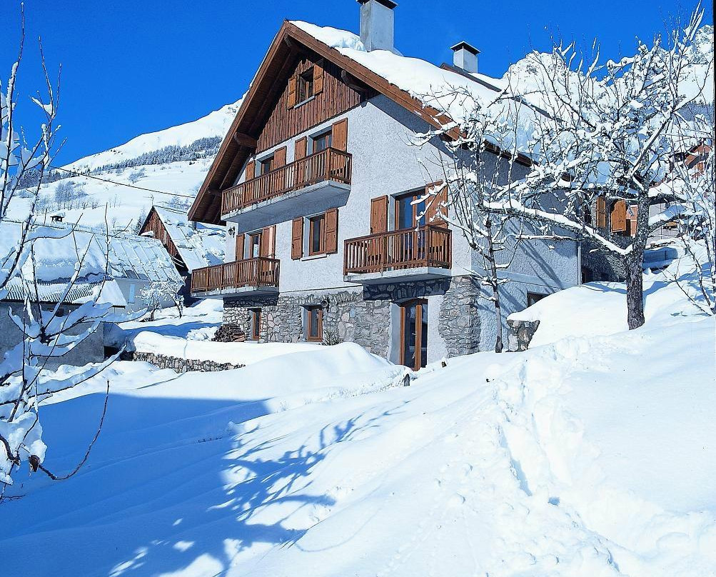 Ski Peak - Chalet Lucette - Bijoux Style 200m from the Piste