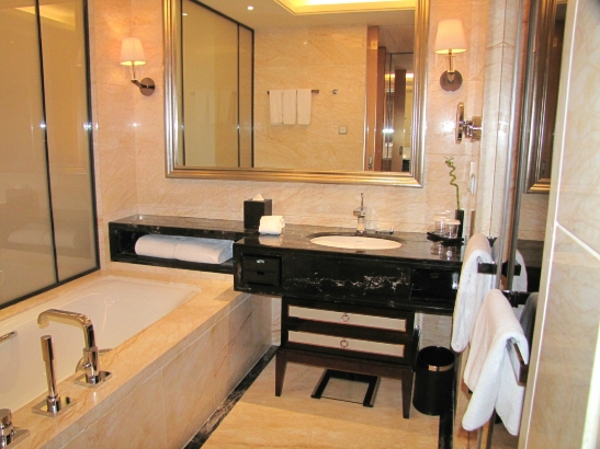广州万富希尔顿酒店-浴室