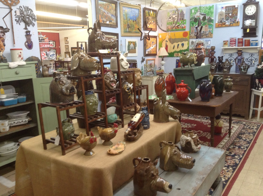 Our Town Antiques-Commerce必去景点