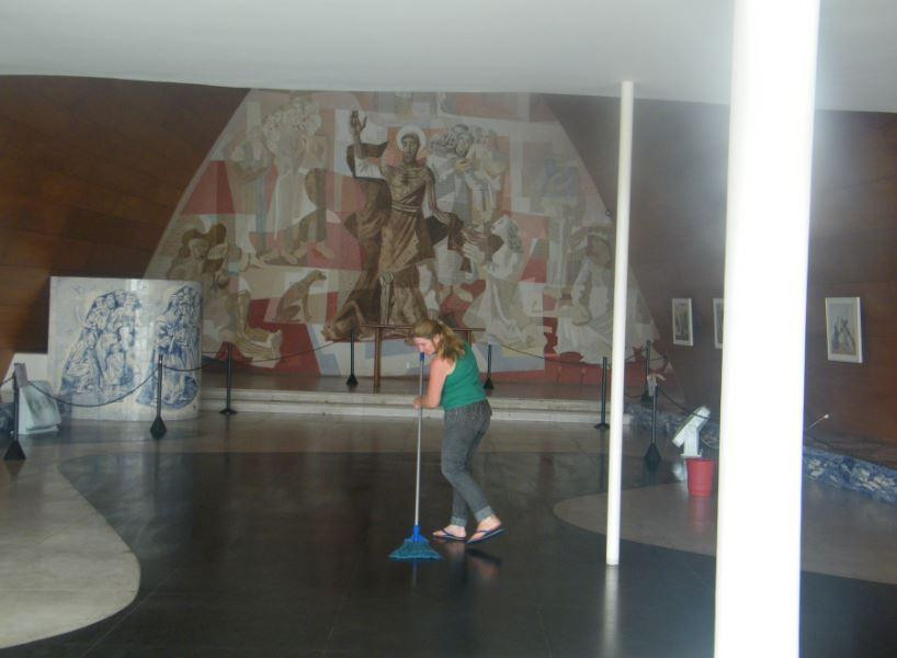 Santuário Arquidiocesano São Francisco de Assis-贝洛哈里桑塔必去景点