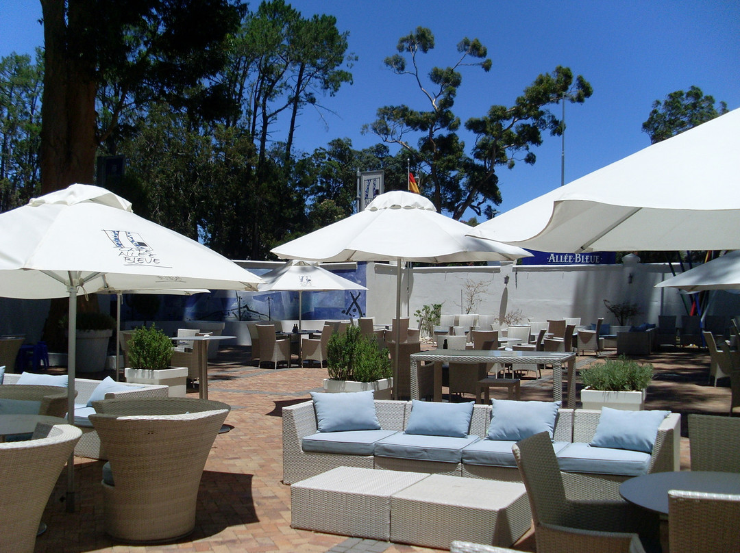 Allee Bleue Wine Estate-格鲁特•达肯斯恩山脉必去景点