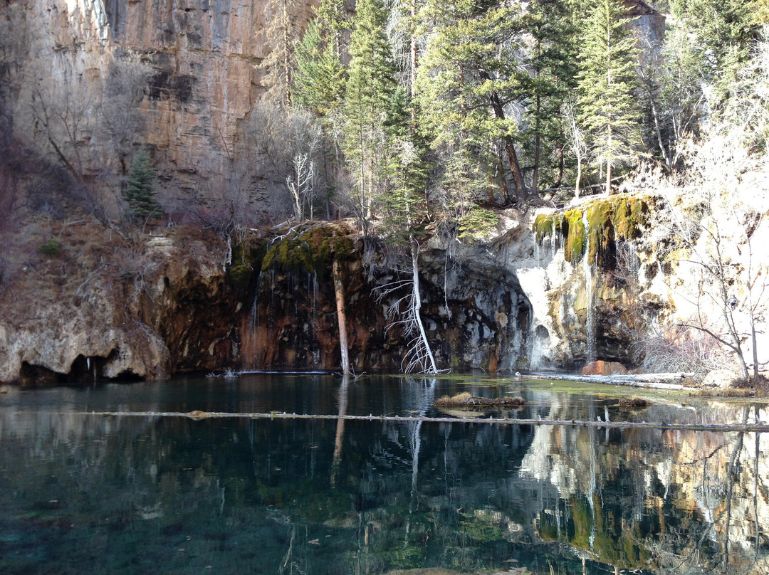 Hanging Lake-格伦伍德温泉必去景点