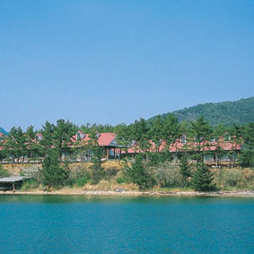 Island Park Hotel主图
