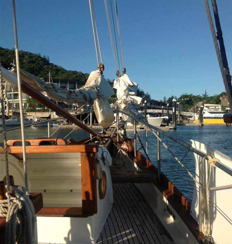 Providence Whitsunday Sailing-艾尔利滩必去景点