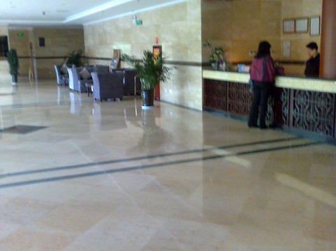 云南滇池大酒店主图