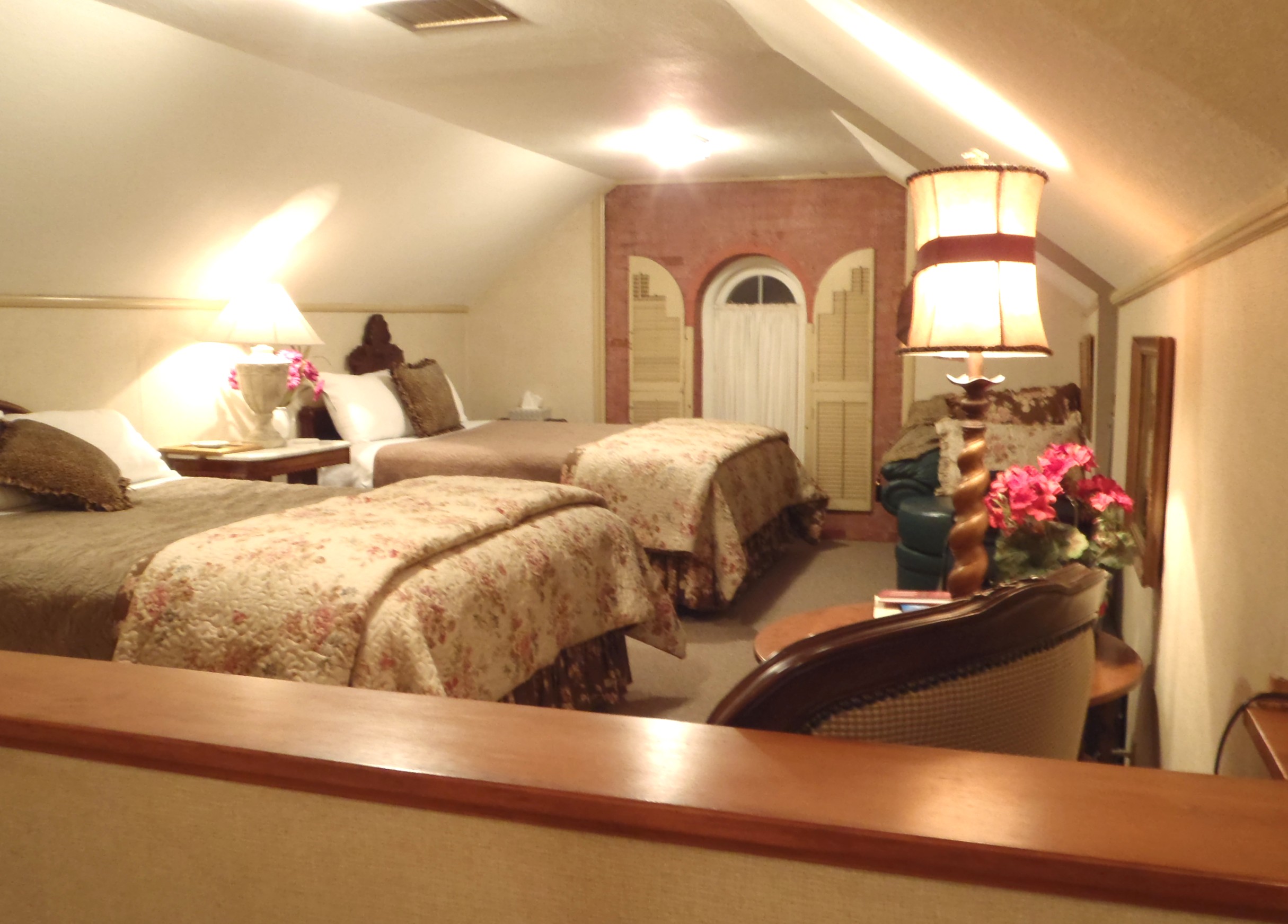 Chartreuse B & B-客卧