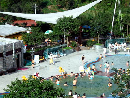 周公山天府温泉酒店主图