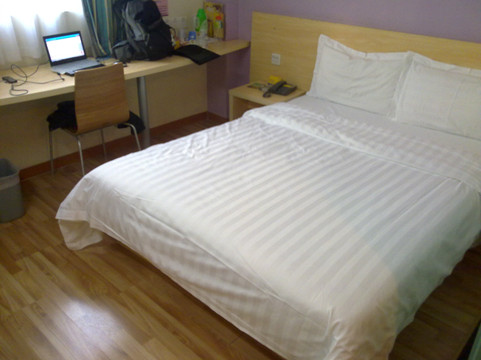 7天深圳华强南店主图