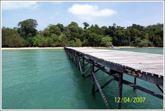 Borneo Survivor Resort