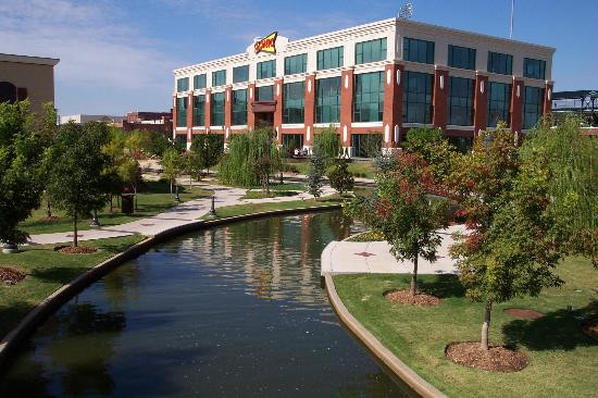 Bricktown-俄克拉何马城必去景点