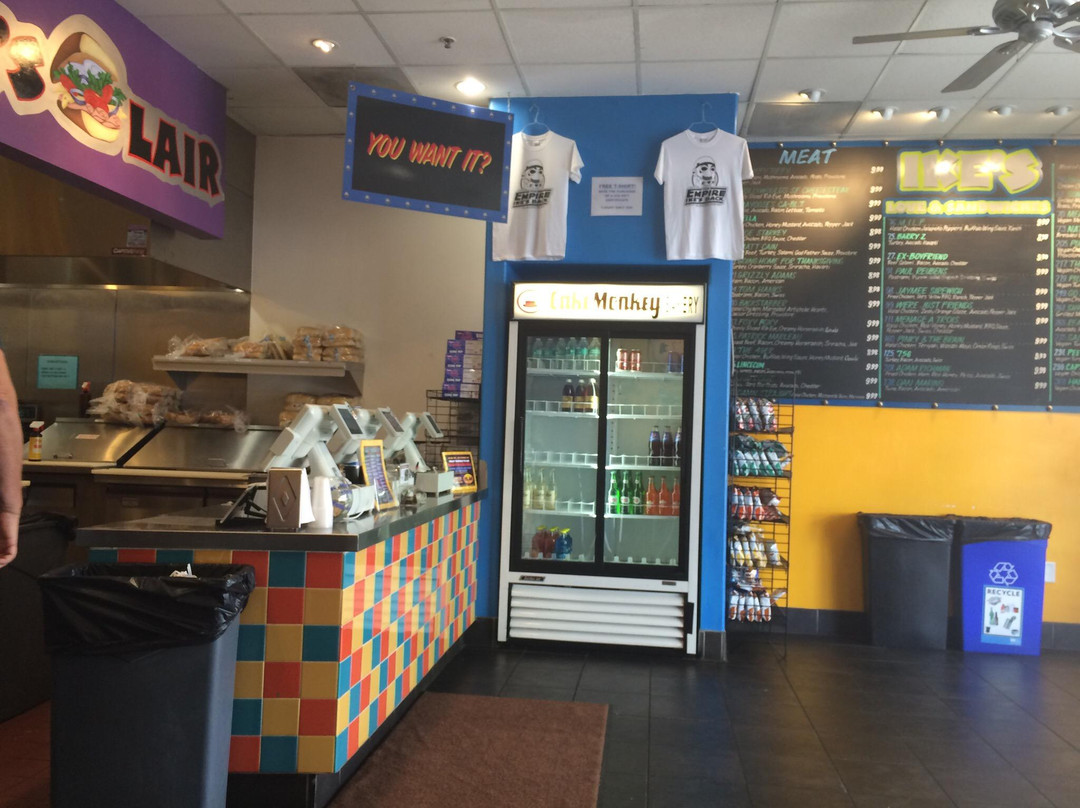 Ike's Love & Sandwiches主图