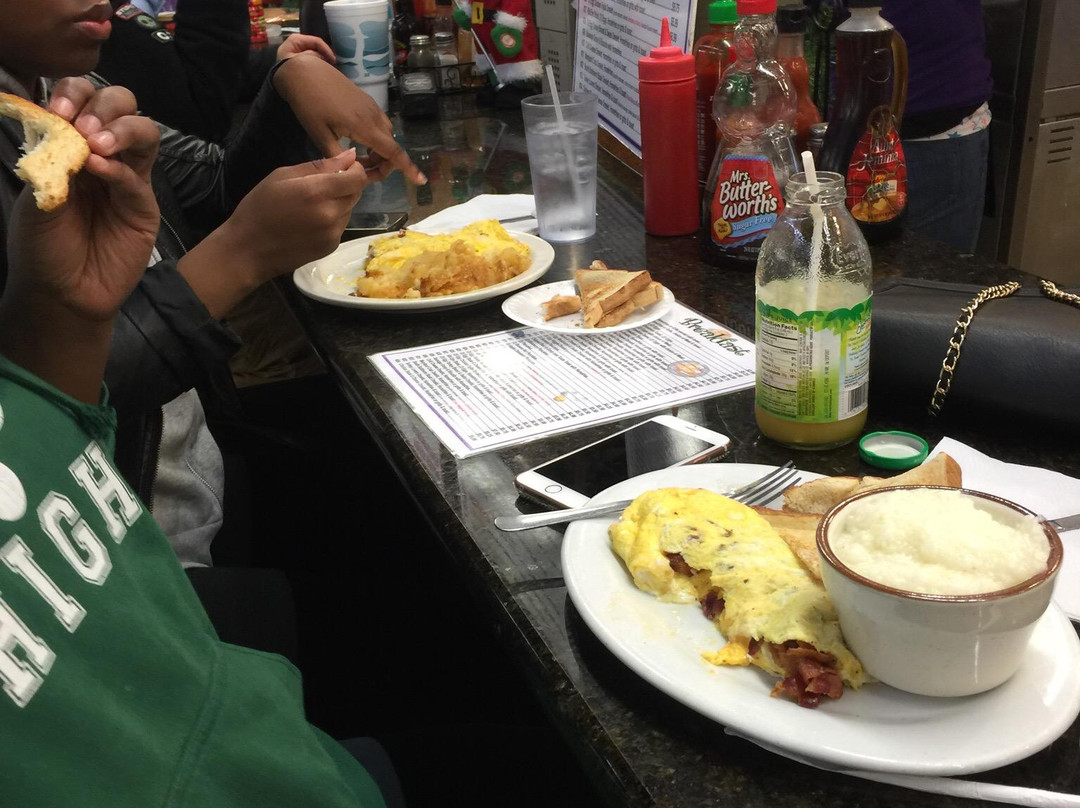 Vikki's Fells Point Deli