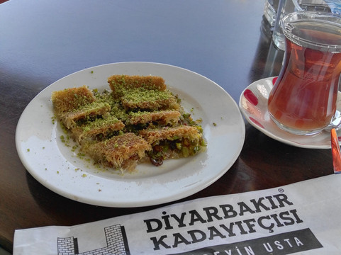 Diyarbakir Kadayifcisi