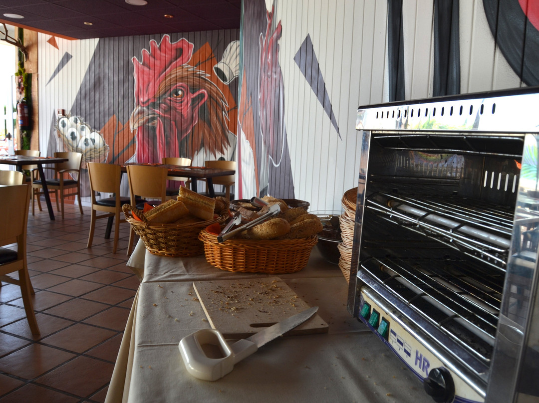 The Pot Lounge & Restaurant